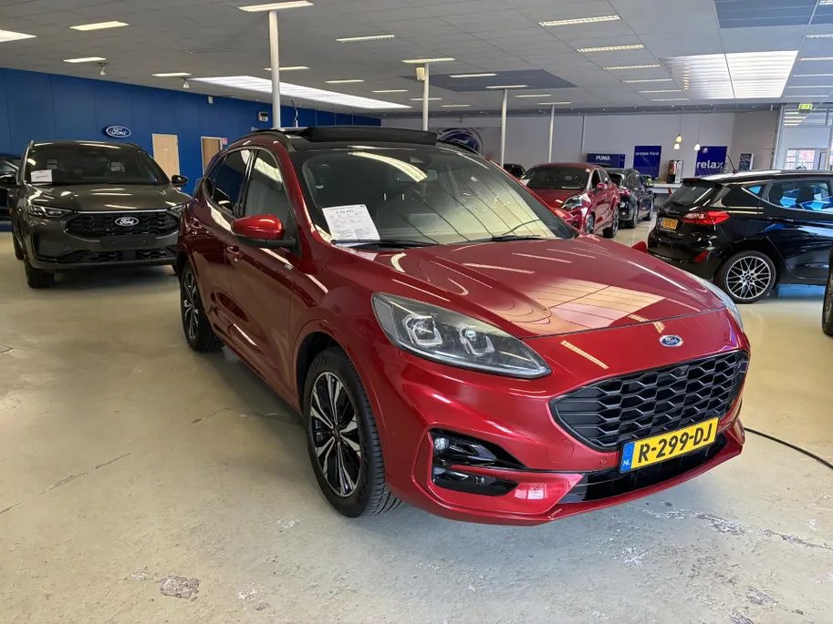 Ford Kuga 2.5 PHEV ST-Line X