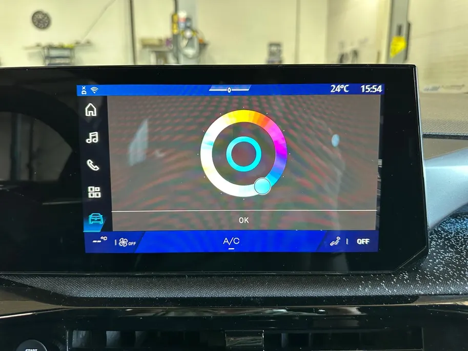 Renault Clio Techno | 1.800,- Euro Voorraadkorting | Camera | Climate Control﻿ | Draadloze oplader | 18 Inch velgen | Dode hoek Detectie | Sfeerverlichting