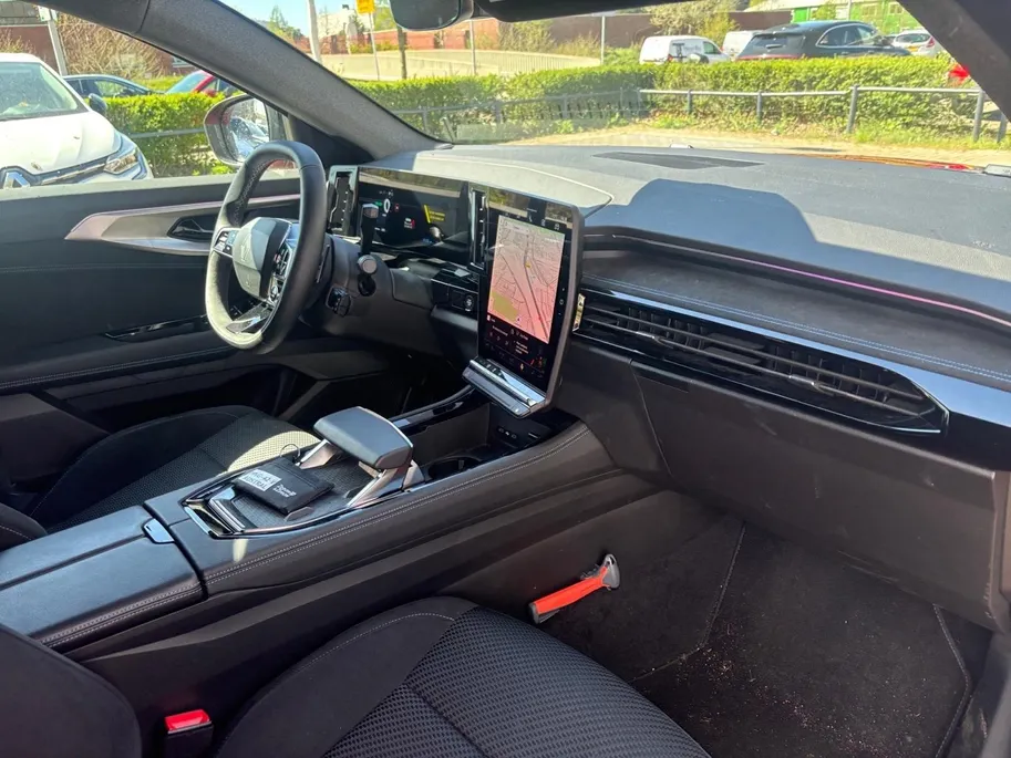 Renault Austral 1.2 E-Tech full hybrid 200 techno esprit Alpine AUTOMAAT NAVI AIRCO CAMERA CRUISE CONTROLE APPLE CARPLAY ANDROID AUTO LM VELGEN HOGE INSTAP DEALER ONDERHOUDEN ZEER MOOIE AUTO