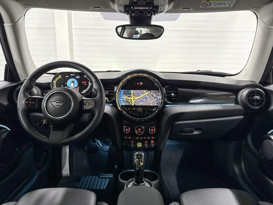 MINI Cooper 3-deurs Electric Electric Camden Edition