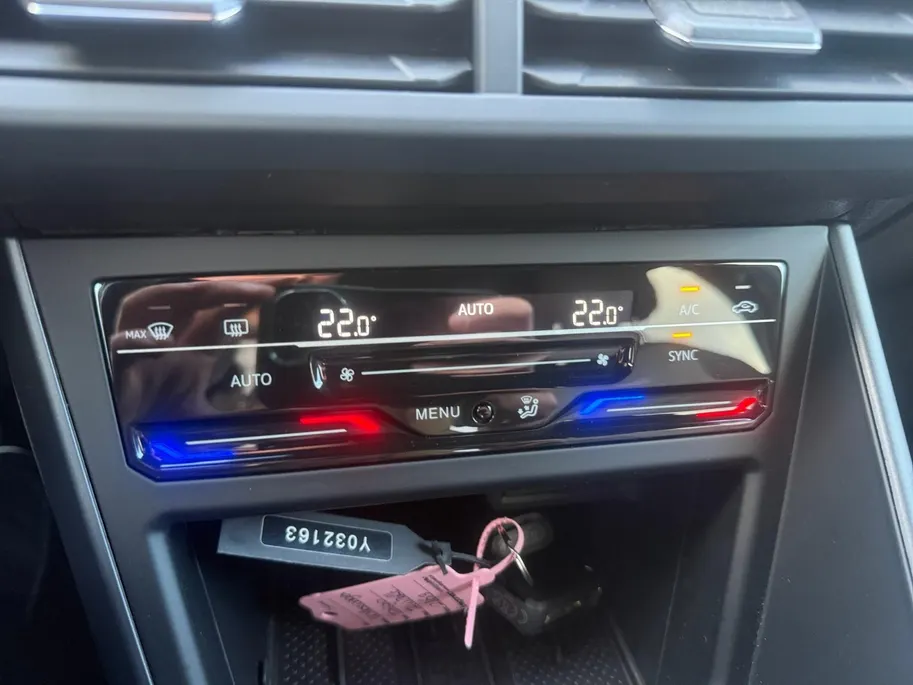 Volkswagen Taigo 1.0 TSI R-Line | Automaat | Camera | Climate Control | Apple Carplay/Android Auto | Keyless | Sportstoelen | R-Pakket