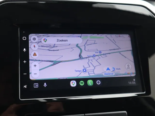 Suzuki Vitara 1.4 BoosterJet Style Hybrid Trekhaak | AdaptiveCruise | Carplay