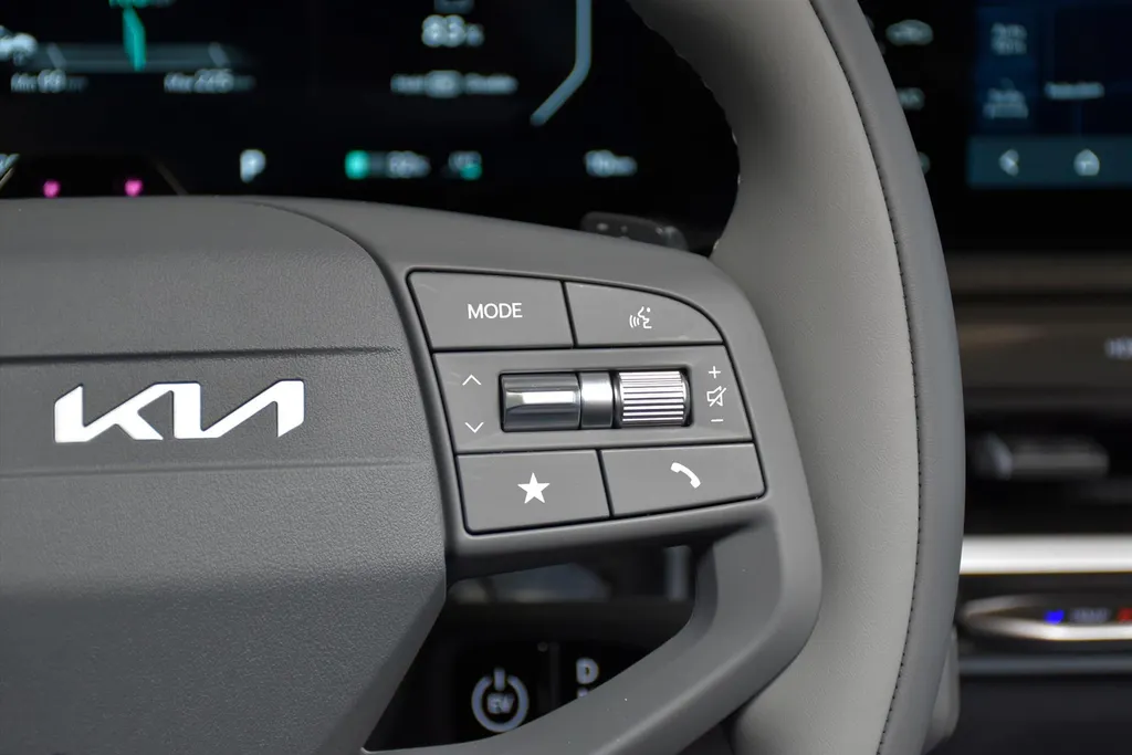 Kia EV3 58,3 kWh 204pk Plus Advanced