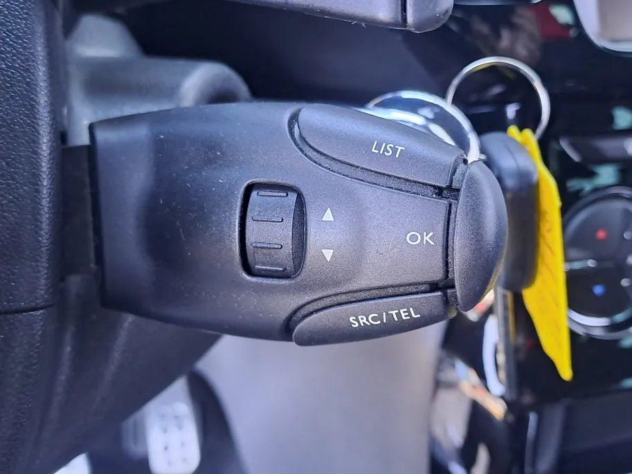 DS DS 3 1.2 PureTech Performance Line AUTOMAAT | Navigatie | Climate | Cruise | schakelpaddles | Apple Carplay/Android Auto