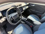 Ford Puma Gen-E BlueCruise Edition 47 kWh | Nieuw te Bestellen | €4.400,- Ready Set Ford Bonus | Ford Options met 0.99% Rente | 417km WLTP Rijbereik | Adaptieve Cruise Control | 360 Graden Camera | Lifetime BlueCruise | Dodehoek Detectie | Winterpakket