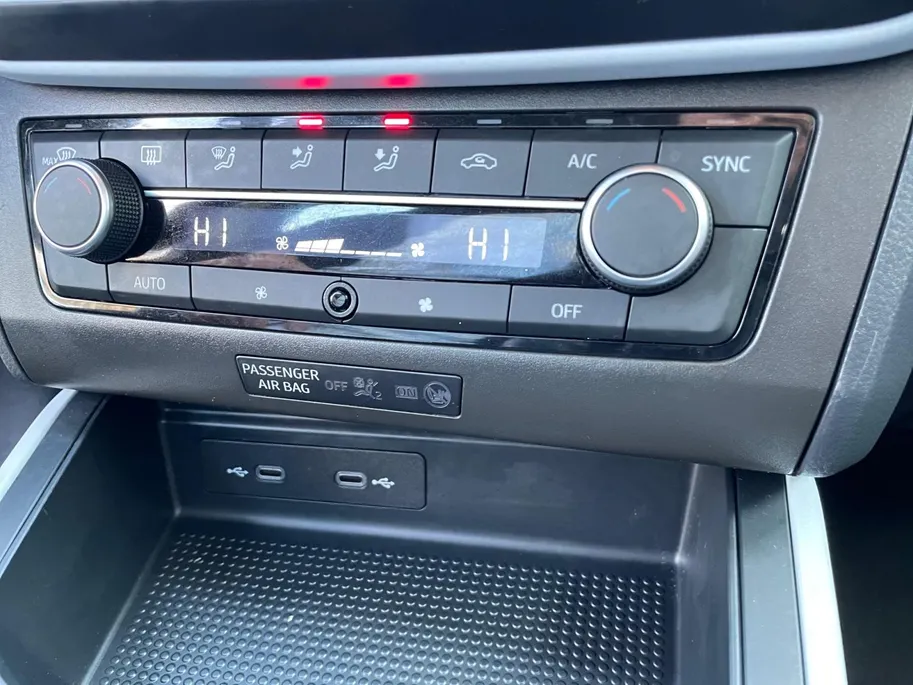 SEAT Arona 1.0 TSI Style | Dealer onderhouden | Carplay | Climate control