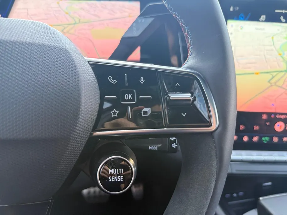 Renault Espace E-Tech full hybrid 200 esprit Alpine 7p. *Automaat*Navi+360Camera*Panorama*Stuur/Stoel Verw.*Adaptive Cruise*Head Up Disp.*FULL OPTION!