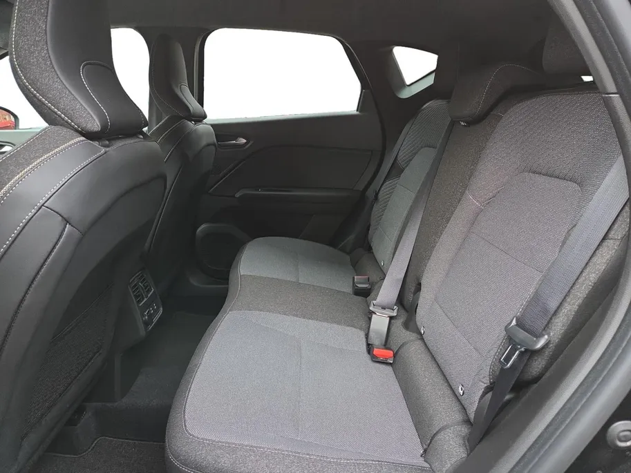 Renault Captur 1.0 TCe 90 techno | Camera | Cruise & Climate Control | 9,3 Navigatie | Apple Carplay & Android Auto | LMV | Parkeersensoren | 12 Maanden BOVAG Garantie