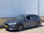 Ford Focus 1.0 EcoBoost 125 pk Hybrid ST Line X Wagon Trekhaak - Navigatie - B&O -Apple Carplay/ Android Auto - Blue Panther Metallic - Elktrische achterklep