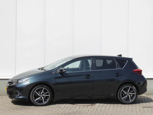 Toyota Auris 1.2T Dynamic | Navi | Cruise | Clima | Trekhaak