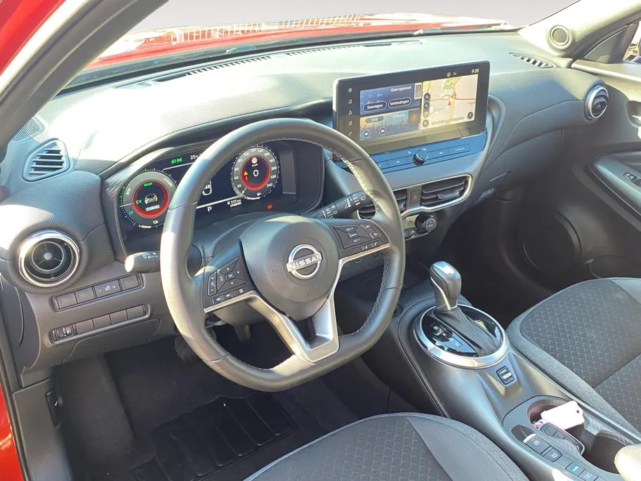 Nissan Juke 1.6 Hybrid automaat N-Connecta Sportstoelen | LED | Automaat | cruise | navi | camera | etc.