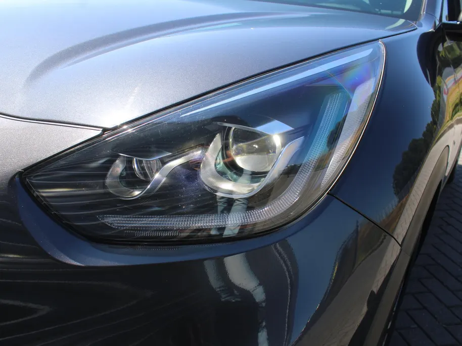 Kia e-Niro ExecutiveLine 64 kWh | Trekhaak | Warmtepomp | Stuur-/stoelverwarming + ventilatie | Leer | Camera | Stoelgeheugen | Dodehoek detectie | LED | 17' LM |