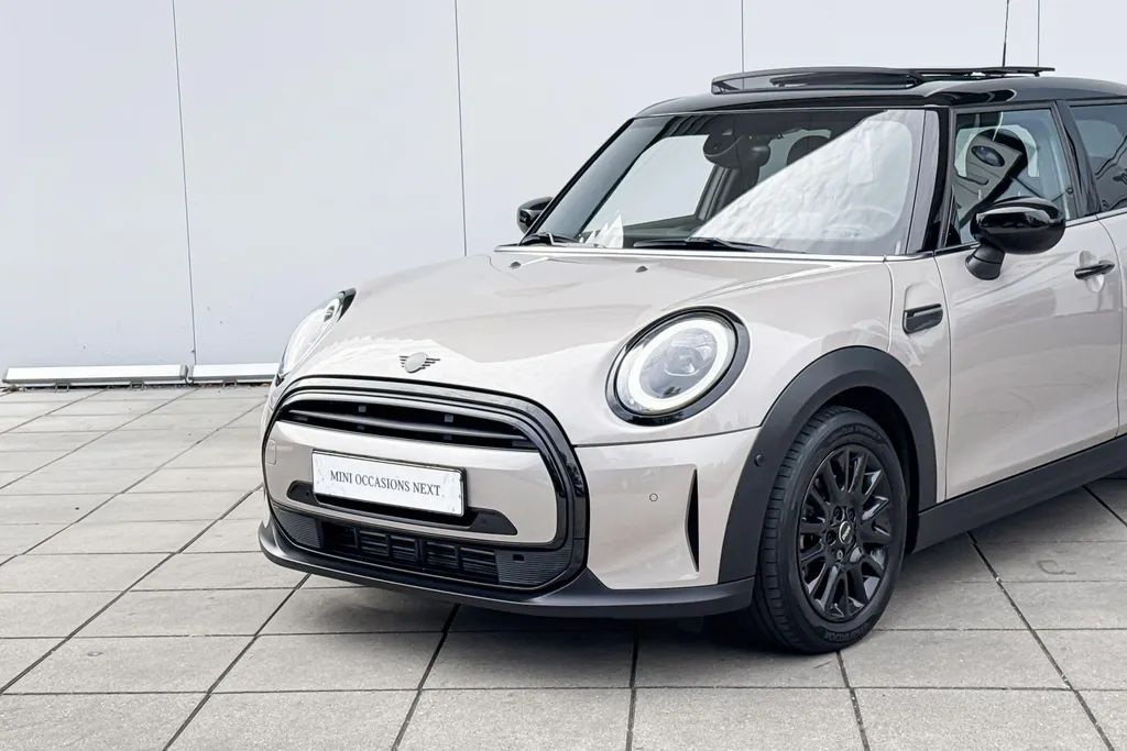 MINI Cooper 5-deurs 1.5 Cooper Camden Plus Edition