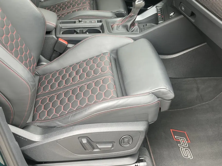 Audi RSQ3 Sportback RSQ3 2.5 TFSI Quattro 400 pk Individual Green Audi Drive Select - Panoramadak - B&O Premium Audio  Elektrisch wegklapbare trekhaak
