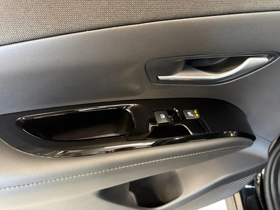 Hyundai Tucson 1.6 T-GDI PHEV Premium Sky 4WD | 66km WLTP elektrisch | Navigatie | Adaptive cruise control | Trekhaak | Apple Carplay & Android Auto | Dode hoek detectie | Draadloze telefoonlader |