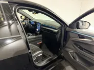 Renault Austral 200PK E-Tech Full Hybrid Techno Automaat | Camera | Parkeersensoren | Climate Control | Cruise Control | Apple CarPlay/Android Auto | Full LED | Licht & Regen Sensor | Lichtmetalen Velgen |