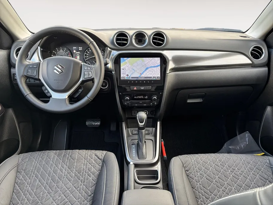 Suzuki Vitara 1.4 Hybrid Style | €2200.- korting | Hoge instap | Navigatie | Half leer | Camera