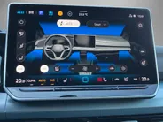Volkswagen Golf 1.5 eTSI 110KW/150PK Goal · Navigatie · Apple/Android Car Play · Camera + Parkeersensoren · Trekhaak · Garantie t/m 22-07-2027