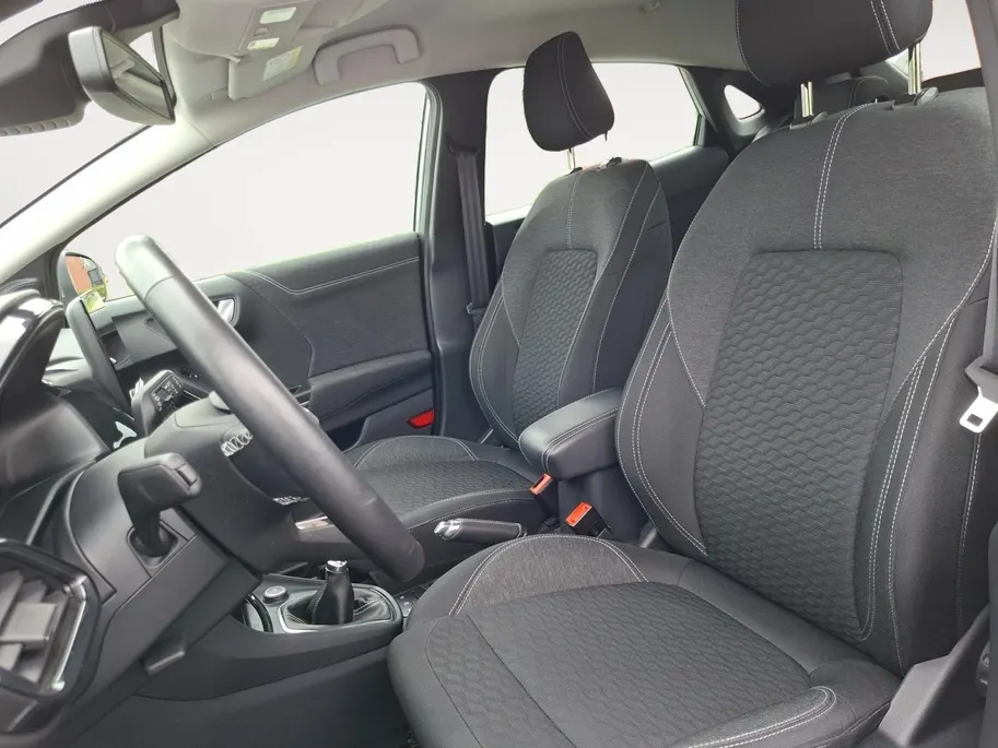 Ford Puma 1.0 EcoBoost Hybrid Titanium | 1e Eigenaar | NL-Auto | Winterpack | 17' Lichtmetaal | Climate Control | Navigatie | Parkeersensoren | Apple Carplay&Andoid auto |