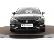 SEAT Leon 1.0 TSI FR 110pk FR · Apple/Android Car Play · Camera · Elekt. inklapbare spiegels · Navigatie · Adaptive Cruise Control ·  Garantie t/m 10-11-2027 of 100.000km
