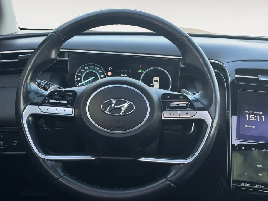 Hyundai Tucson 1.6 T-GDI PHEV Premium Sky 4WD | SOH 89,6%| Zeer nette auto | Zeer compleet | Open dak | Dealer onderhouden | 62 km range |