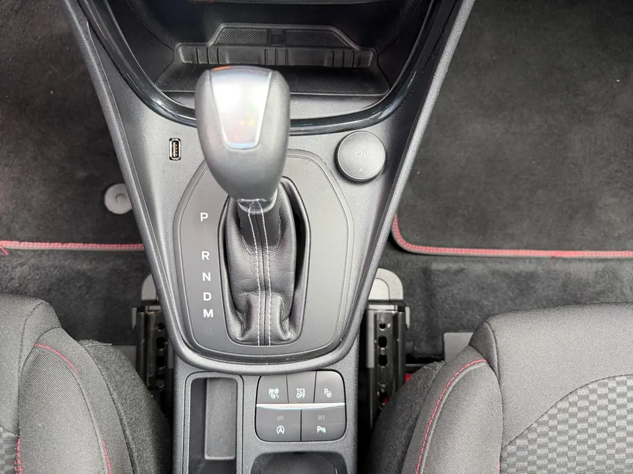 Ford Puma 1.0 EcoBoost Hybrid ST-Line | Automaat | Adapt. Cruise control | BLIS | Winter pack | Parkeersensor voor en achter | Achteruitrijcamera | Navigatie | Apple carplay & Android auto | Bovag garantie |