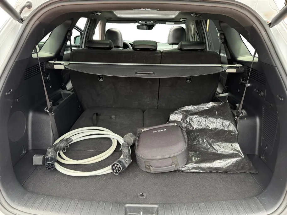 Kia Sorento 1.6 T-GDI Plug-in Hybrid 4WD ExecutiveLine 7 pers Meest luxe uitvoering | Zeer nette auto | Open dak | Lederen bekleding | 360 graden camera | Navigatie | Apple CarPlay & Android Auto |