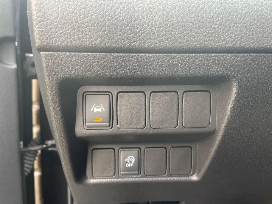 Nissan QASHQAI 1.6 Tekna 1ste eigenaar| Navigatie| Panoramadak| Stoelverwarming| Voorruitverwarming|360 graden camera| Dealeronderhouden| All seasonbanden|