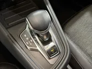 Renault Captur 145PK E-Tech Hybrid SL Rive Gauche Automaat | Schuif/Kantel Dak | Trekhaak | Stoel & Stuurwiel Verwarming | 9,3' Navi | Digital Cockpit | Stoel & Stuurwiel Verwarming | Adaptive Cruise Control |