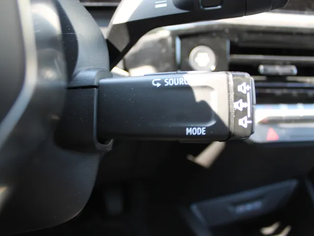 Renault Clio 1.8 Hybrid 160 techno *DEMONSTRATIEWAGEN*