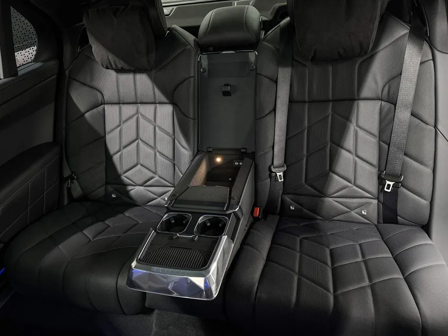 BMW i7 eDrive50