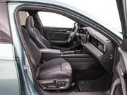 Volkswagen Passat Variant 1.5 eTSI 272pk DSG R-Line Edition · Panoramadak · Camera · Inklap. Trekhaak · Harman Kardon Sound · Head-Up Display · Massagefunctie · Garantie t/m 13-03-2030 of 100.000km