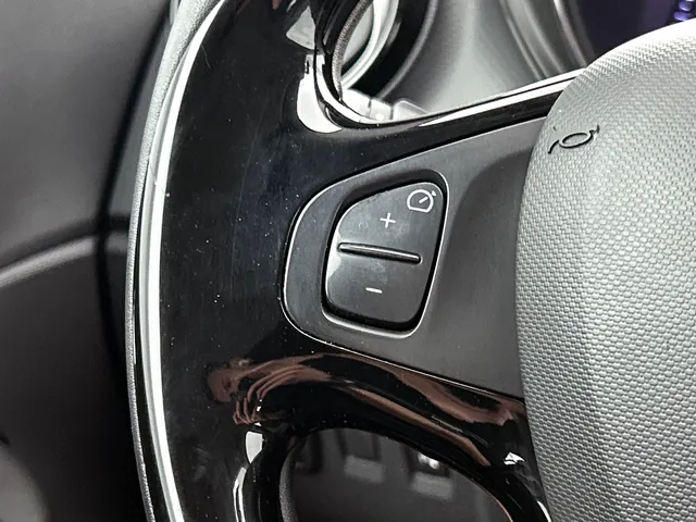 Renault Captur TCe 120PK Expression | Parkeersensoren | KEYLESS | CRUISE CONTROL |
