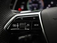 Audi A6 Avant 55 TFSIe 367pk quattro Pro Line S Competition · Panoramadak · Camera · Apple/Android Car Play · HEAD-UP Display · Dodehoeksensoren · Adaptive CC · Leder/Alcantara · EXTRA INRUILKORTING ·