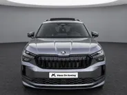 Škoda Kodiaq 1.5 TSI 204pk DSG PHEV Sportline Business · Panoramadak · Wegklapbare Trekhaak · Camera · Elek. Voorstoel · P-Sensoren · 19'' Inch · Garantie t/m 29-06-2030 of 100.000km