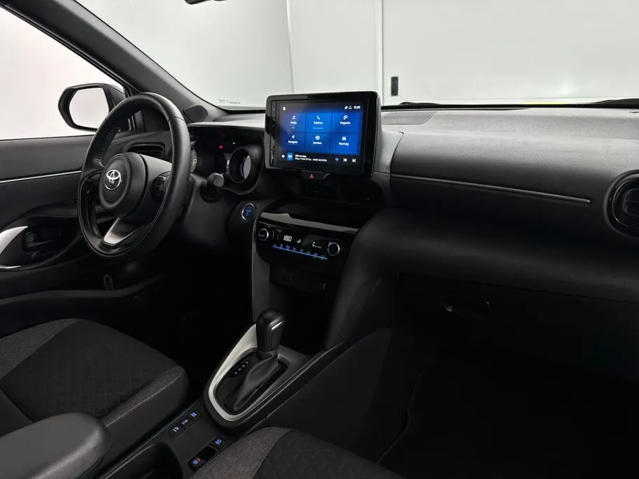 Toyota Yaris Cross 1.5 Hybrid Dynamic | Navigatie | 17'' L.M. Velgen | Adaptieve Cruise Control