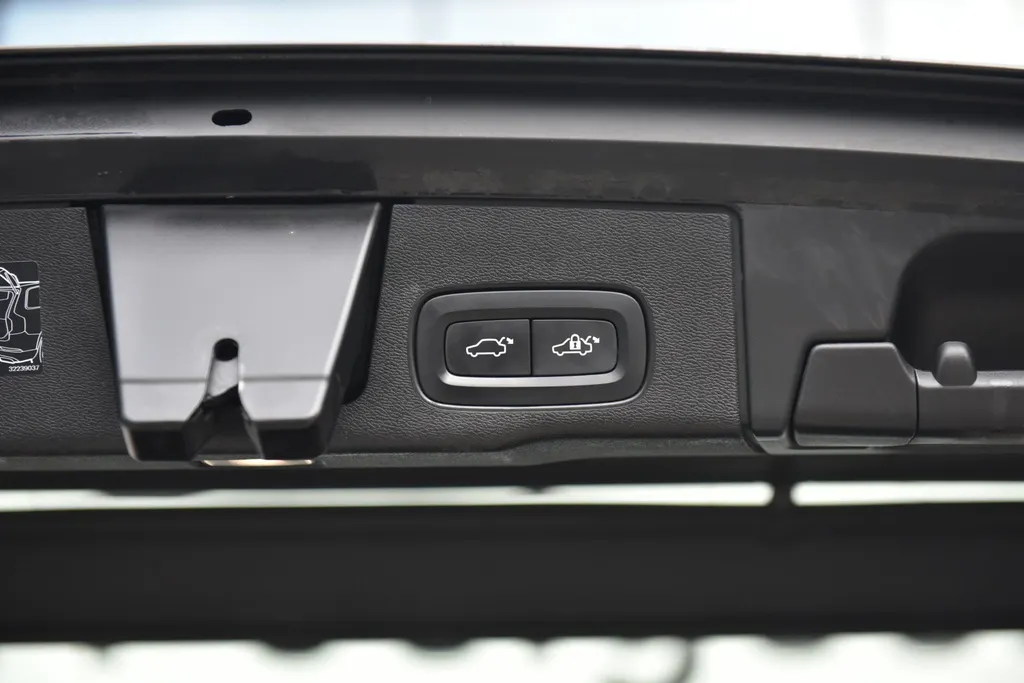 Volvo XC60 2.0 T4 Inscription