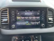Škoda Karoq 1.5 TSI ACT Business Edition | Lichtmetalen velgen| Parkeer sensoren| Automaat| Camera| Cruise Control| Zeer ruime auto in super nette staat