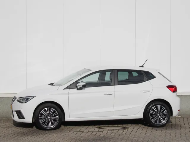 SEAT Ibiza 1.0 EcoTSI Style | Navi | Carplay / Android Auto | Cruise | Park sens | Clima