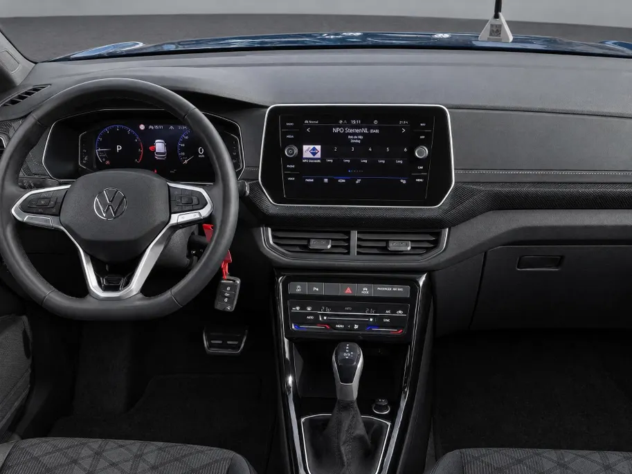 Volkswagen T-Cross 1.0TSI/116PK R-Line Camera + parkeersensoren · Apple/Android Car Play · Dodehoeksensoren · Garantie t/m 24-02-2028