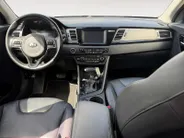 Kia Niro 1.6 GDi Hybrid BusinessLine | Leder | Trekhaak | Stoel en stuurverwarming | Adaptieve Cruise Control | Navigatie