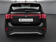 Volkswagen T-Cross 1.5TSI 150PK R-Line DSG · Trekhaak · Camera · Navigatie · Apple/Android Car Play · Stoelverwarming · Garantie t/m 01-10-2025
