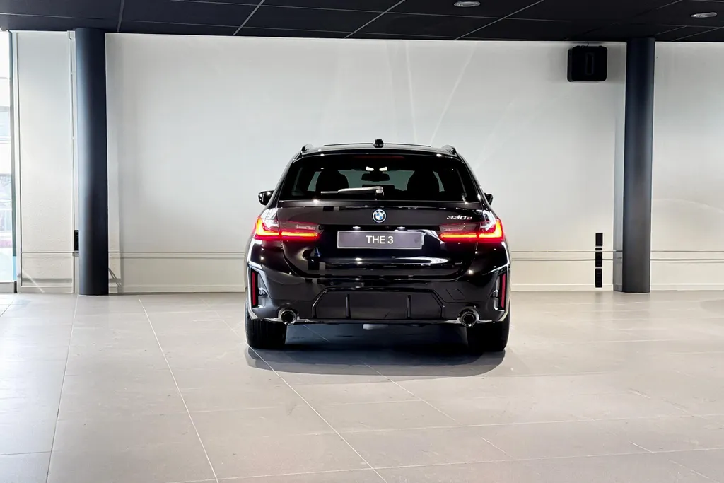 BMW 3 Serie Touring 330e