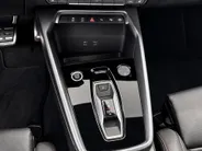 Audi A3 Limousine Advanced edition 30 TFSI 116 PK Limousine · Sonos · Optiekpakket zwart plus · Lichtpakket plus ambient light · MEGA Sale