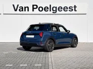 MINI Cooper 5-deurs 1.5 Cooper C Favoured M