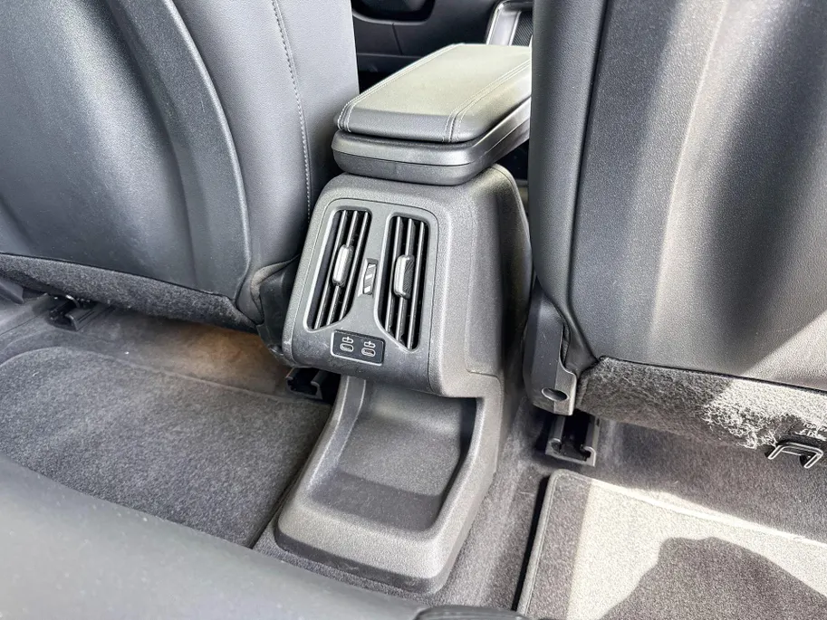BMW iX1 eDrive20 67 kWh
