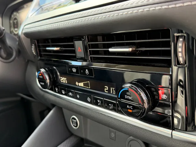 Nissan QASHQAI 1.3 Mild-Hybrid 158pk Xtronic N-Connecta | Panoramadak | Head-Up | Cold Pack | App Connect | Keyless