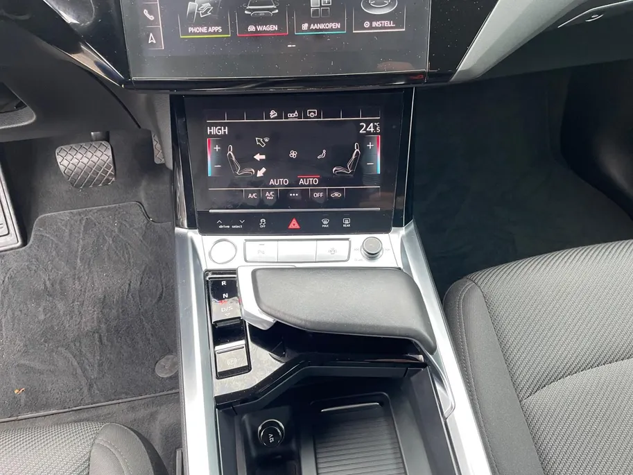Audi e-tron e-tron 50 quattro Launch edition 71 kWh | SOH 86% | Trekhaak | Elek. stoelverstelling | Navi | Camera