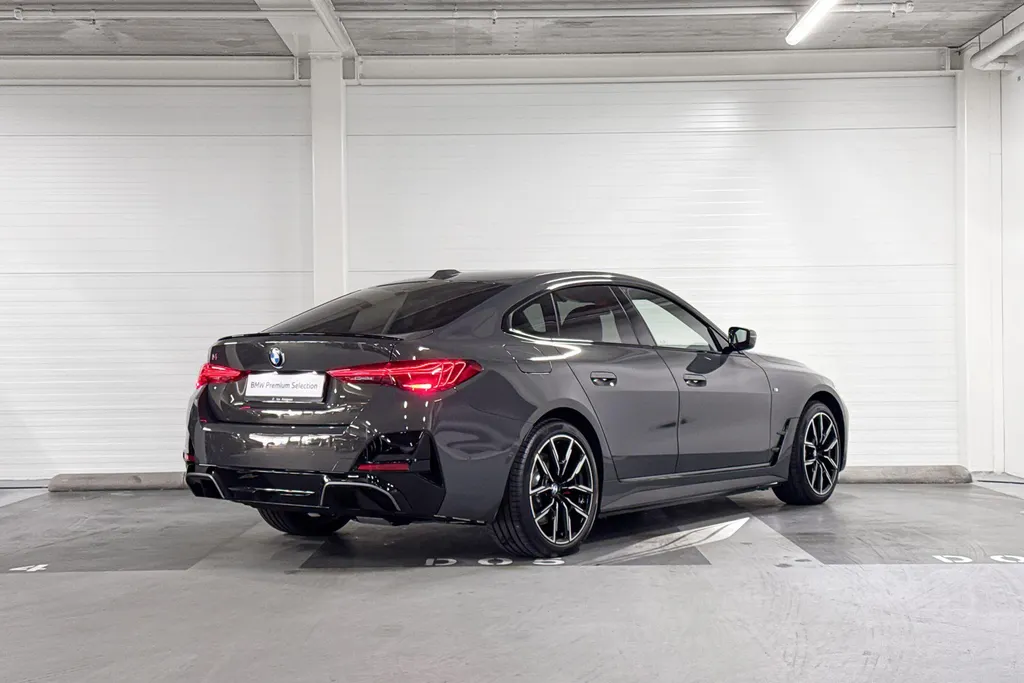 BMW i4 xDrive40