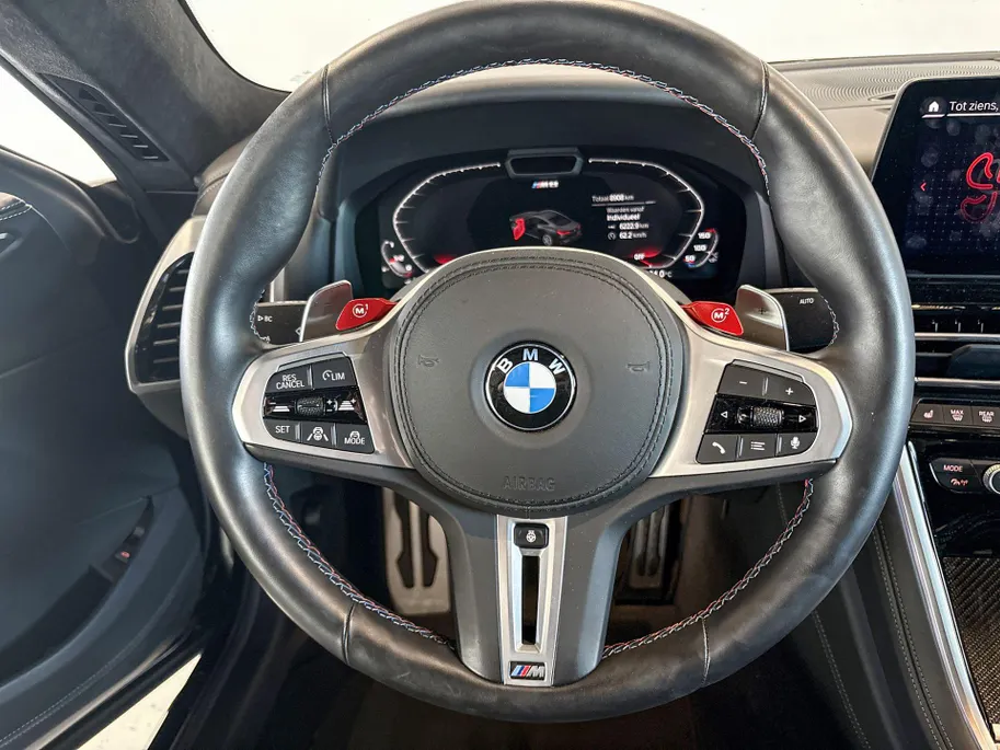 BMW M8 Coupé Competition M Driver's Pack